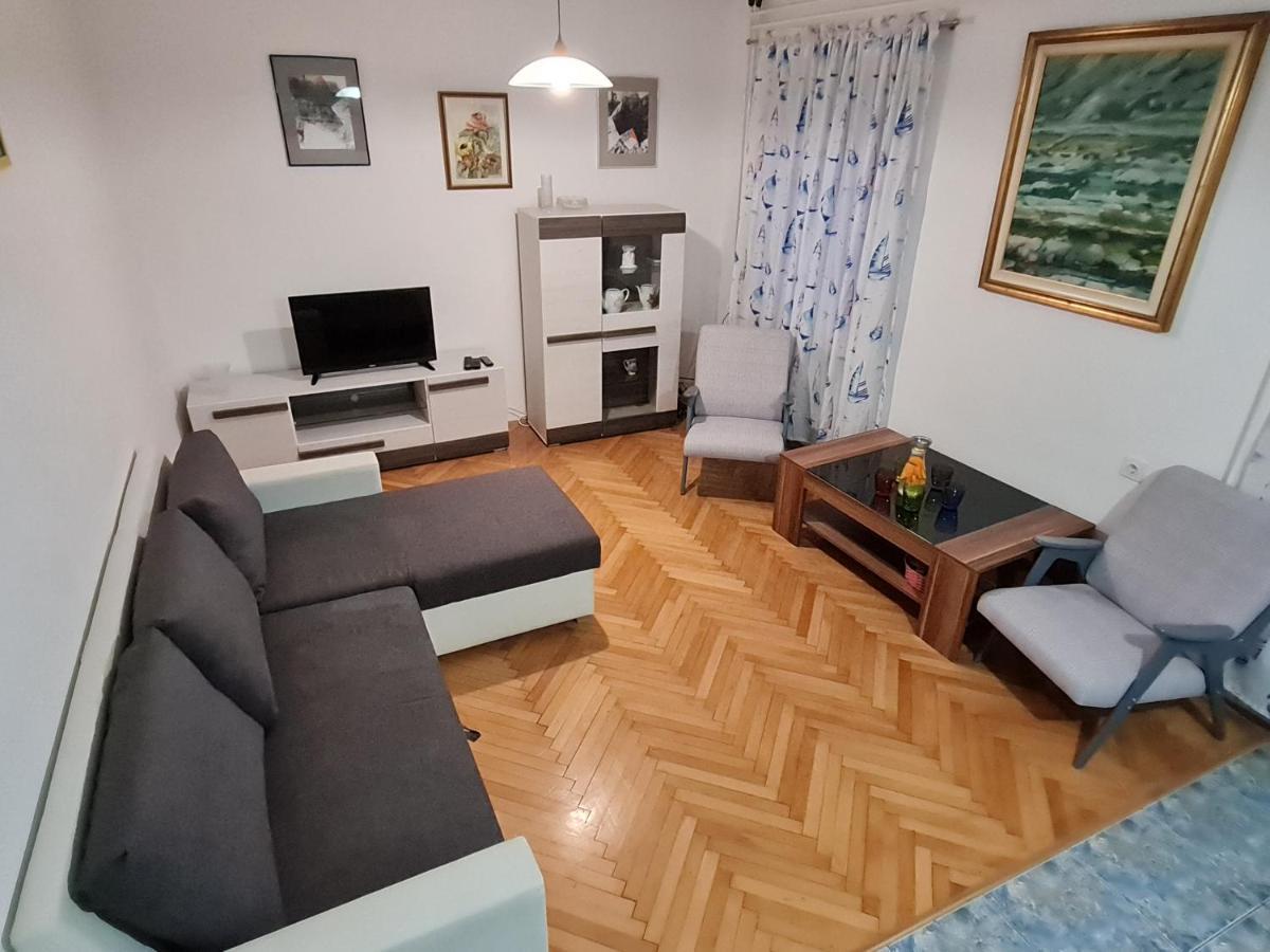 Apartman Nena ซริกเวนิซา ภายนอก รูปภาพ