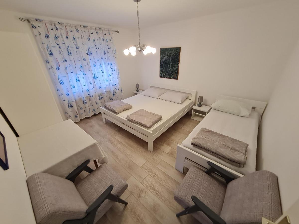 Apartman Nena ซริกเวนิซา ภายนอก รูปภาพ